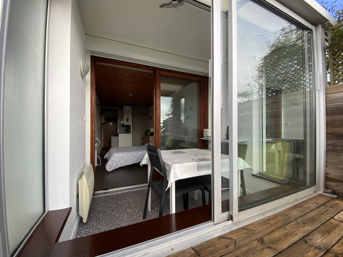 Studio Avec Terrasse Et Loggia A 400M De La Plage A Perros-Guirec - Fr-1-368-381 Exterior foto